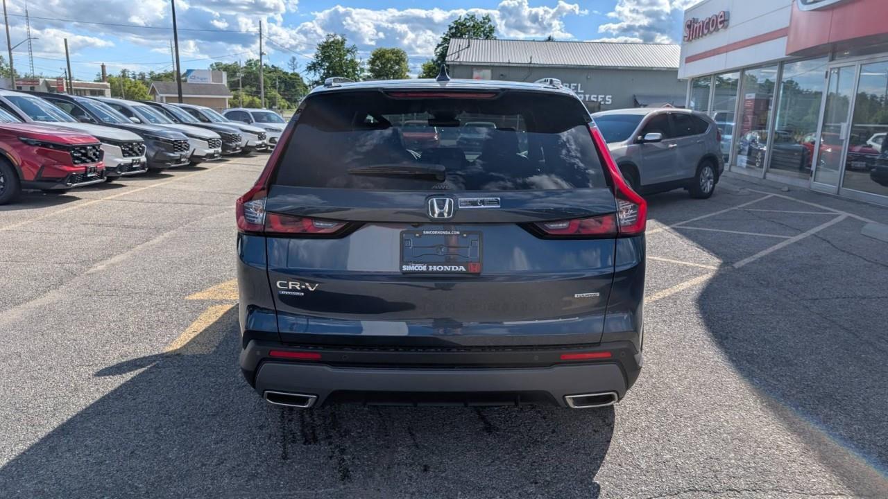 2026 Honda CR-V Hybrid Touring 4dr All-Wheel Drive Photo3