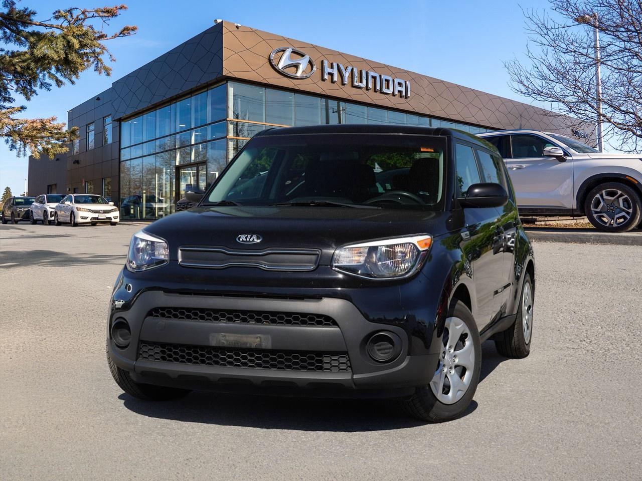 2019 Kia Soul LX Auto Photo0