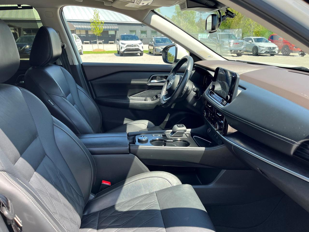 2023 Nissan Rogue Platinum 4dr All-Wheel Drive Sport Utility Photo