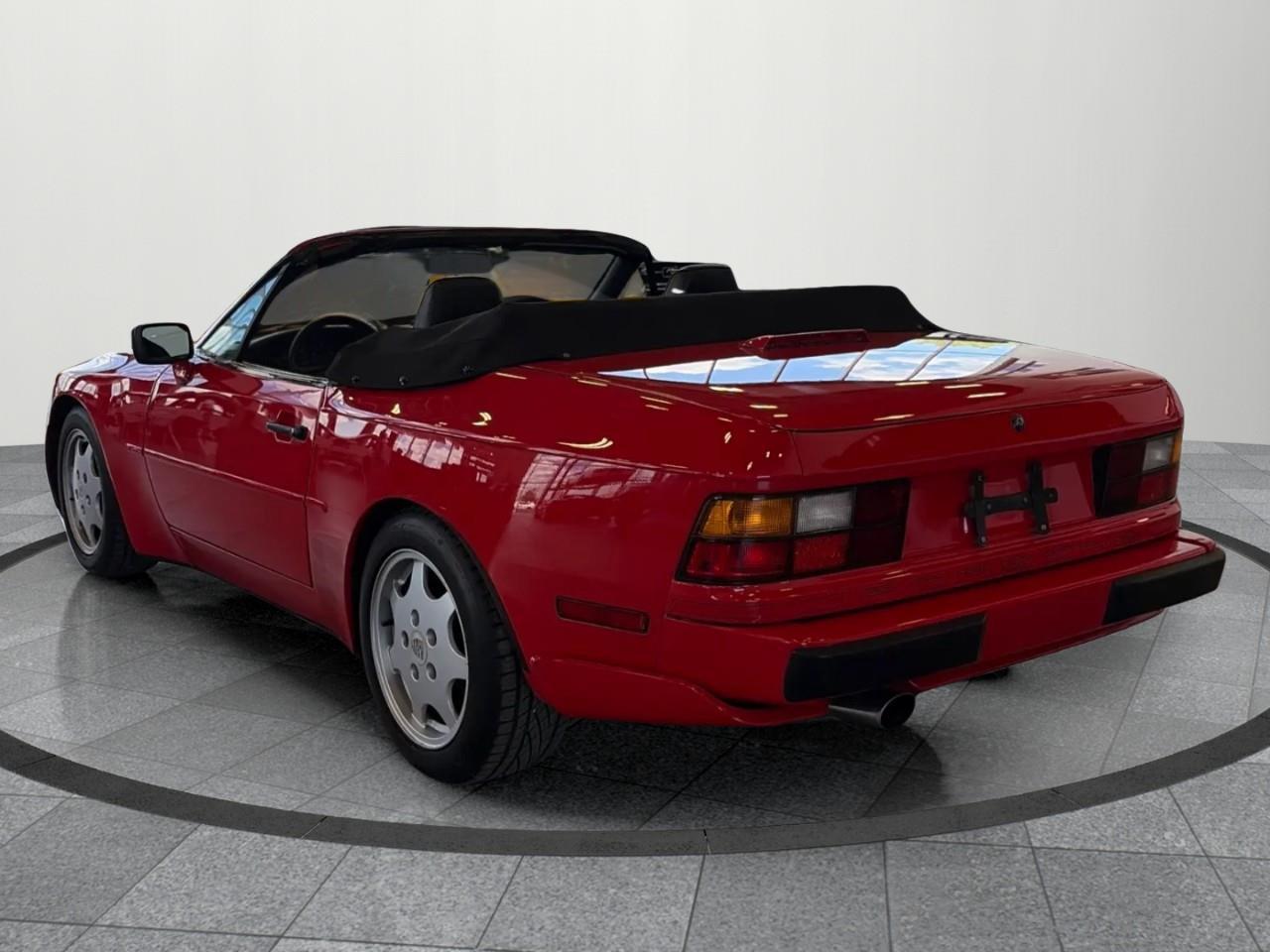 1989 Porsche 944  Photo3