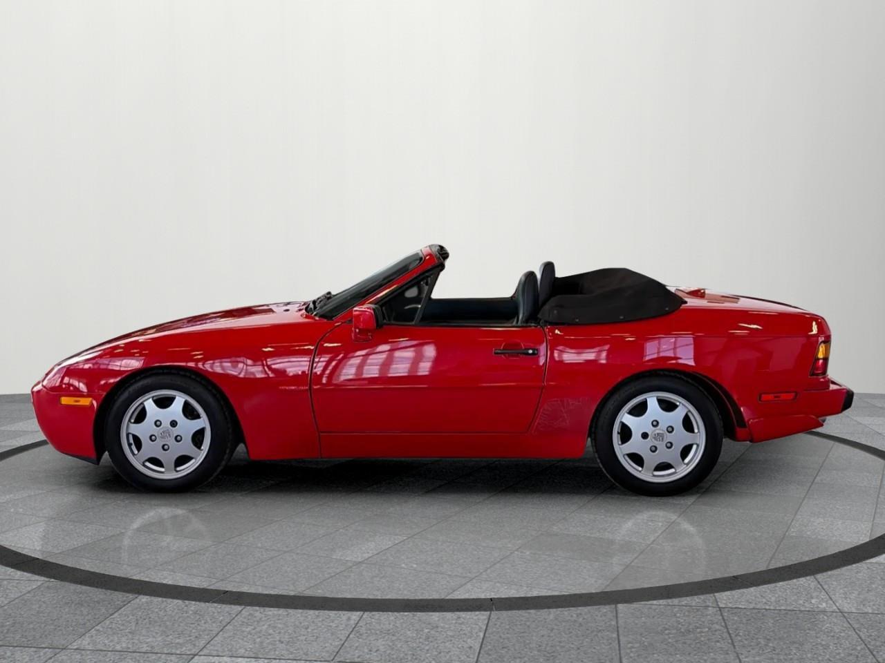 1989 Porsche 944  Photo2