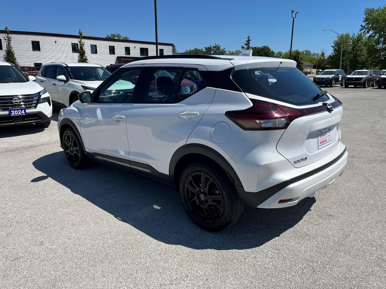 2023 Nissan Kicks SR 4dr Front-Wheel Drive Photo