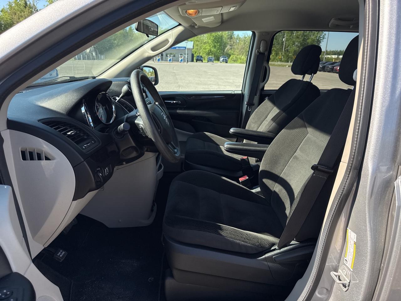 2018 Dodge Grand Caravan SXT - cruise control Photo