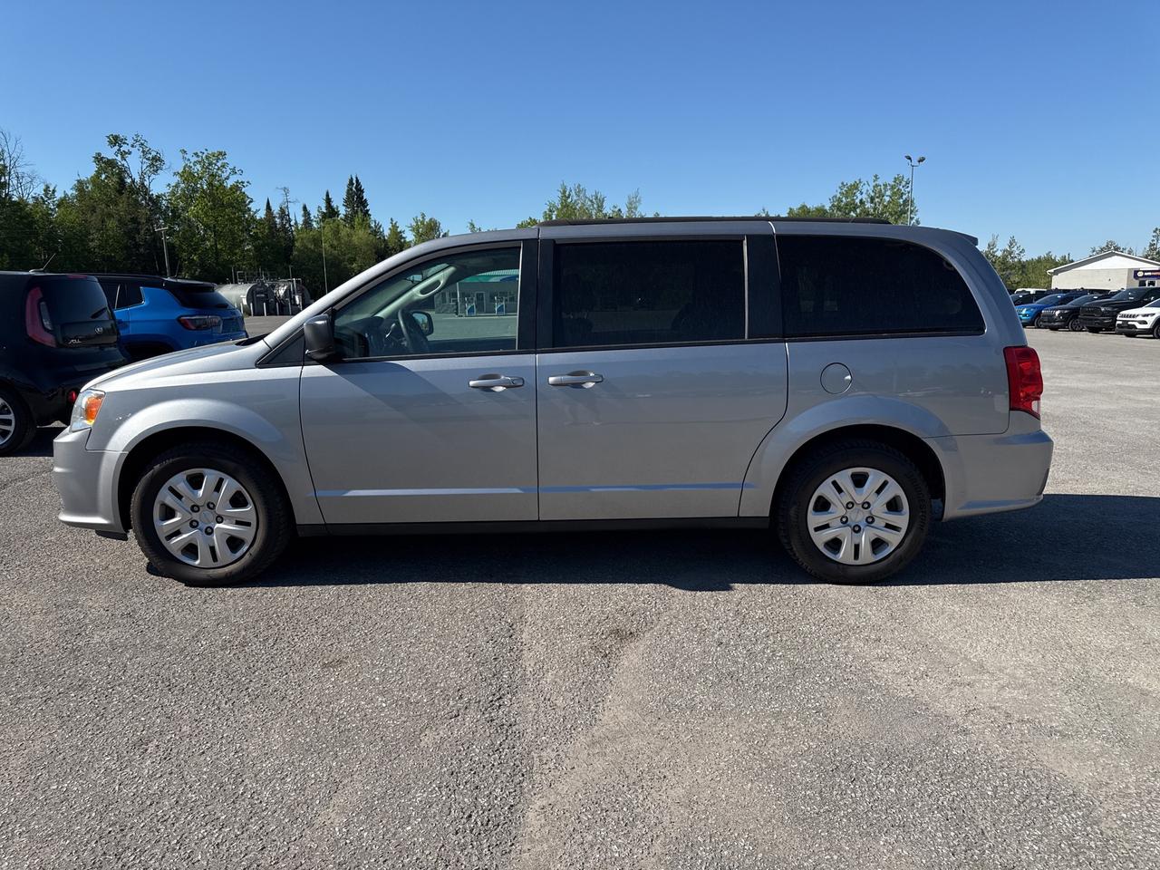 2018 Dodge Grand Caravan SXT - cruise control Photo