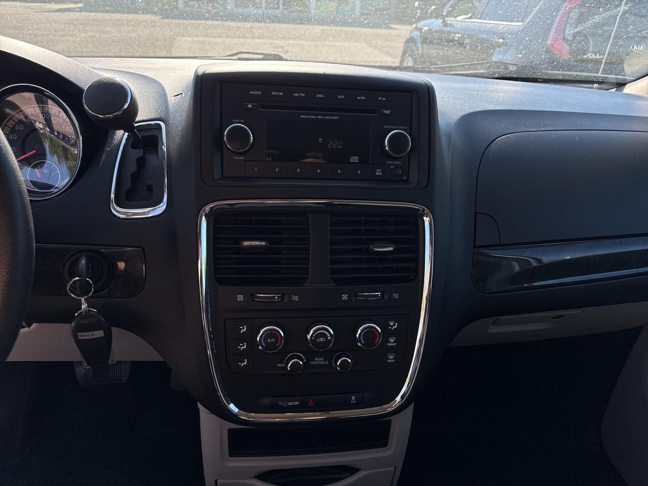 2018 Dodge Grand Caravan SXT - cruise control Photo