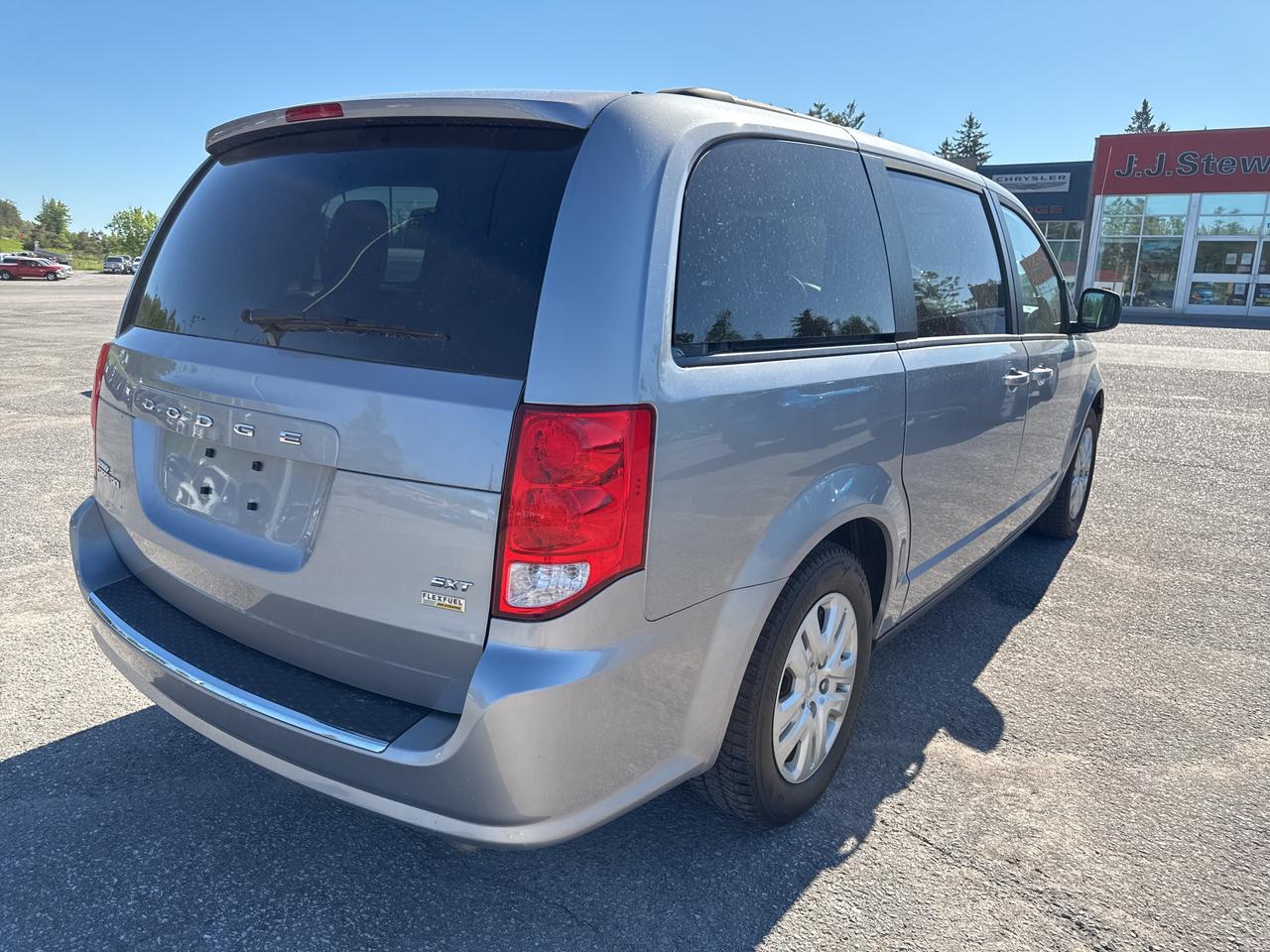 2018 Dodge Grand Caravan SXT - cruise control Photo