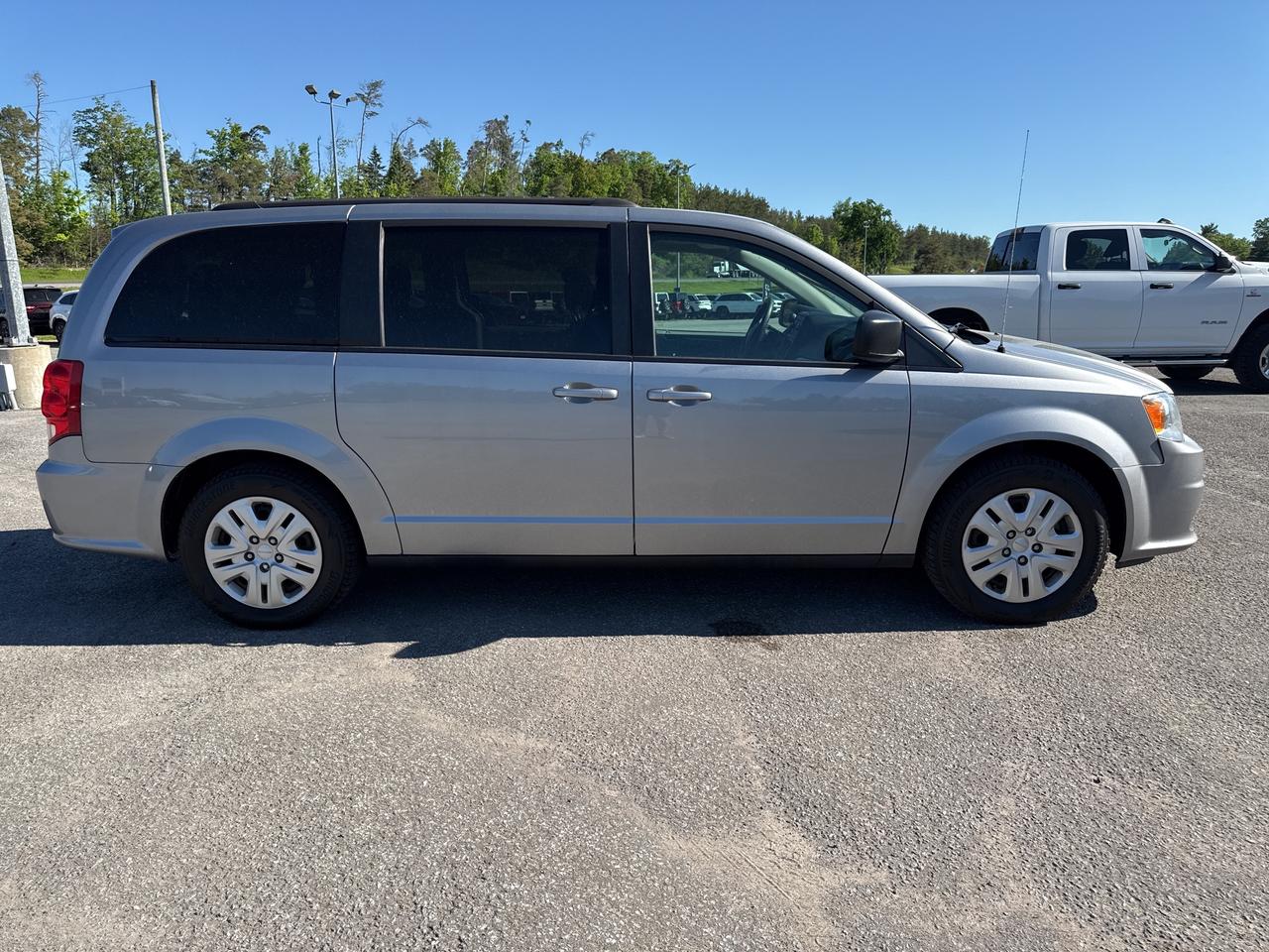 2018 Dodge Grand Caravan SXT - cruise control Photo