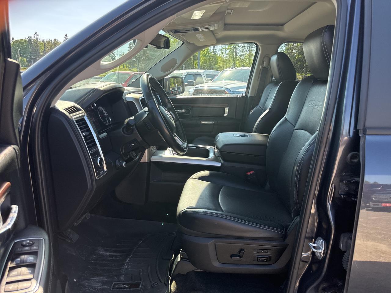 2017 RAM 1500 Laramie Photo