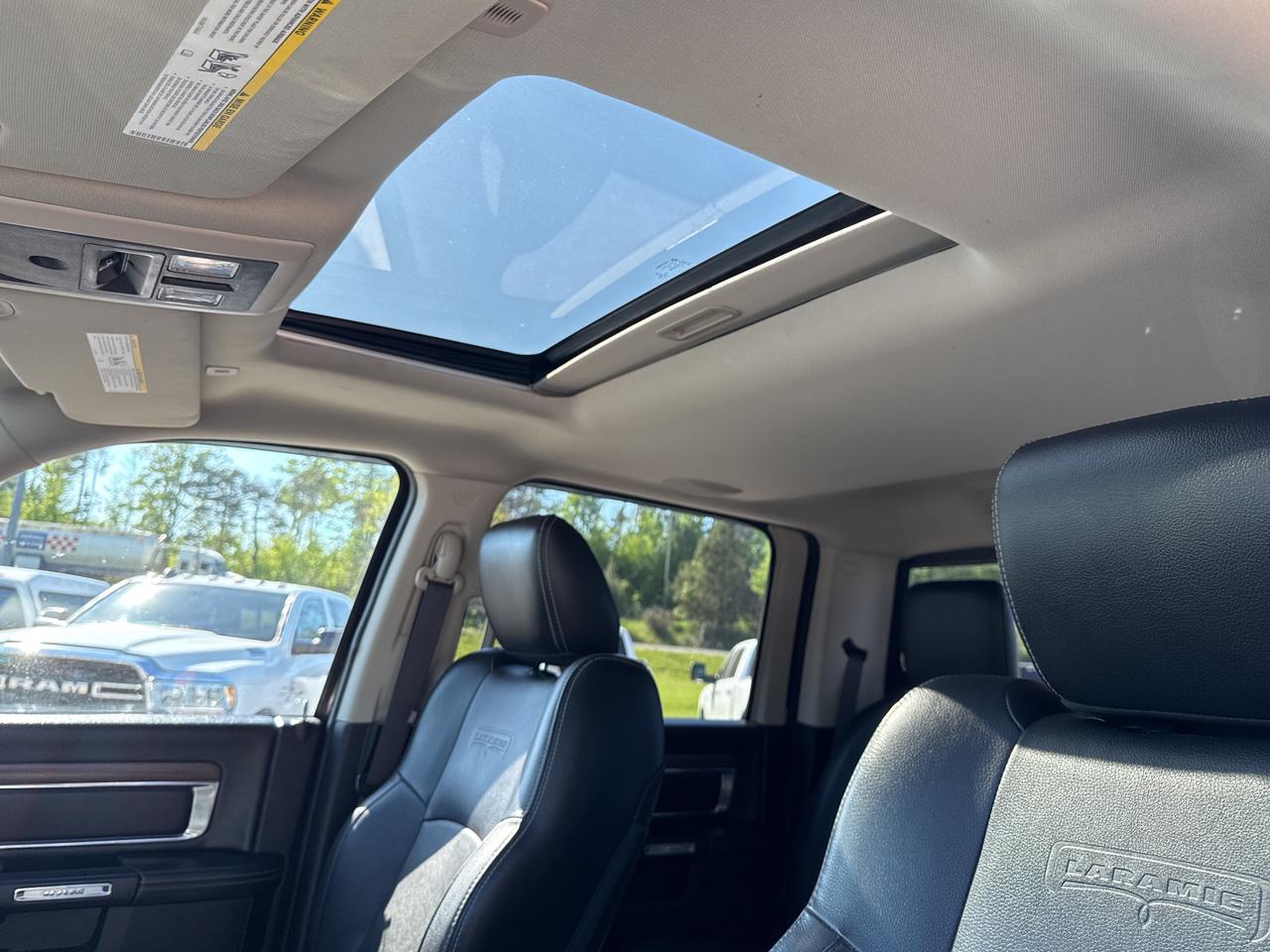2017 RAM 1500 Laramie Photo