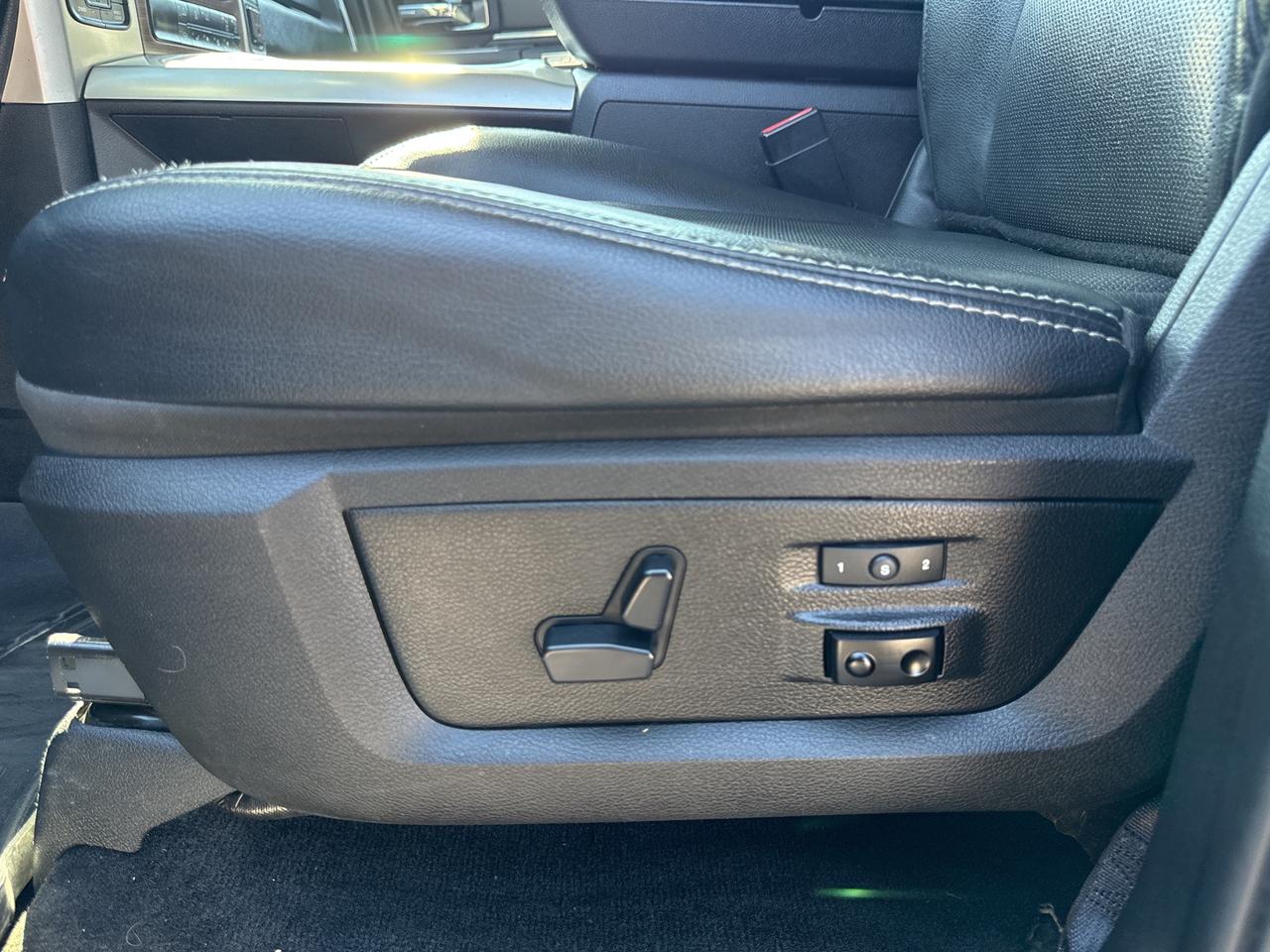 2017 RAM 1500 Laramie Photo
