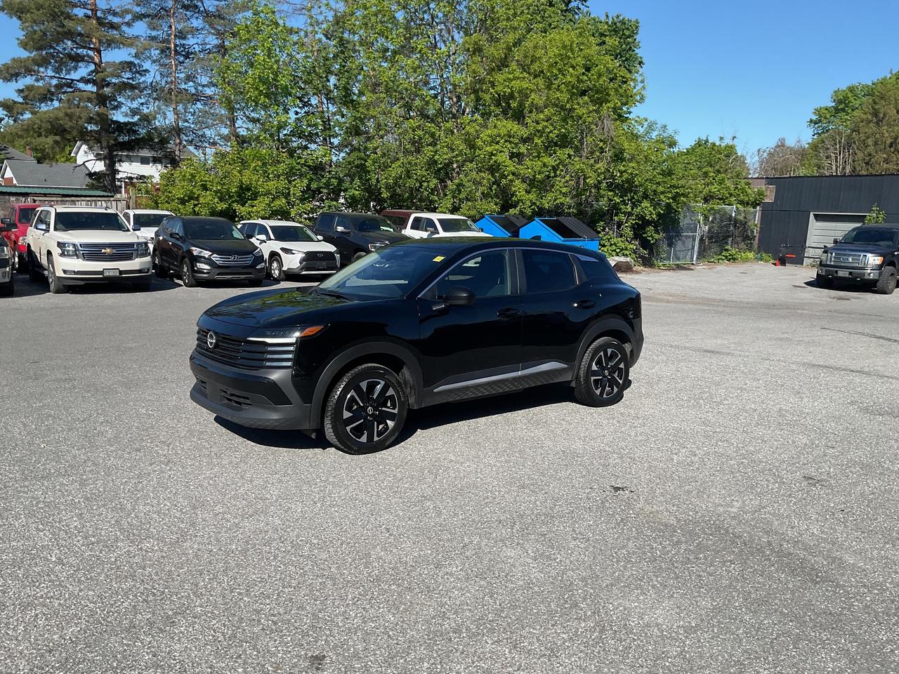 2025 Nissan Kicks SV 4dr All-Wheel Drive Photo0