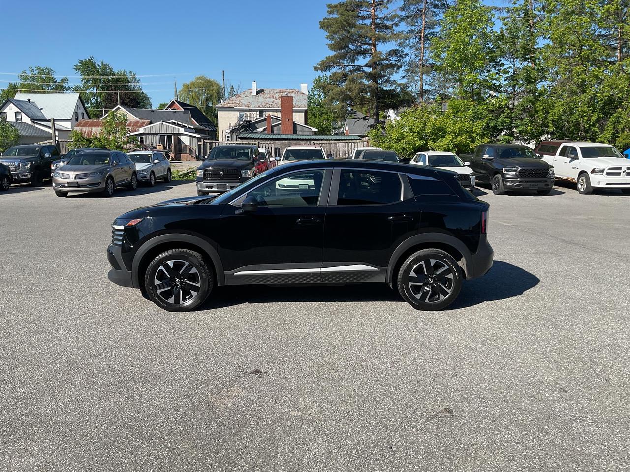 2025 Nissan Kicks SV 4dr All-Wheel Drive Photo