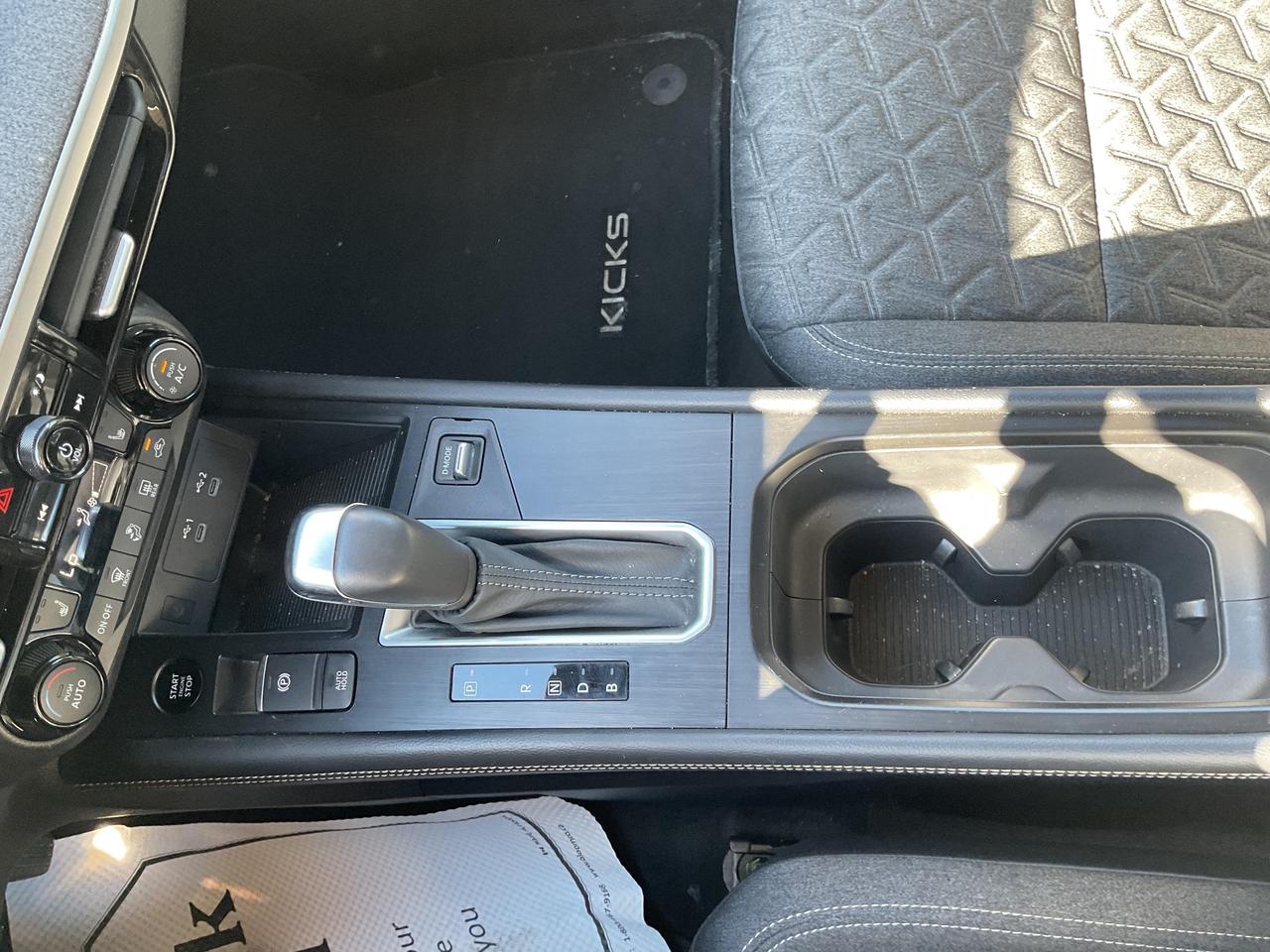 2025 Nissan Kicks SV 4dr All-Wheel Drive Photo