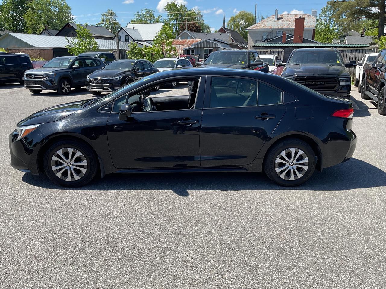 2023 Toyota Corolla Hybrid LE 4dr Front-Wheel Drive Sedan Photo