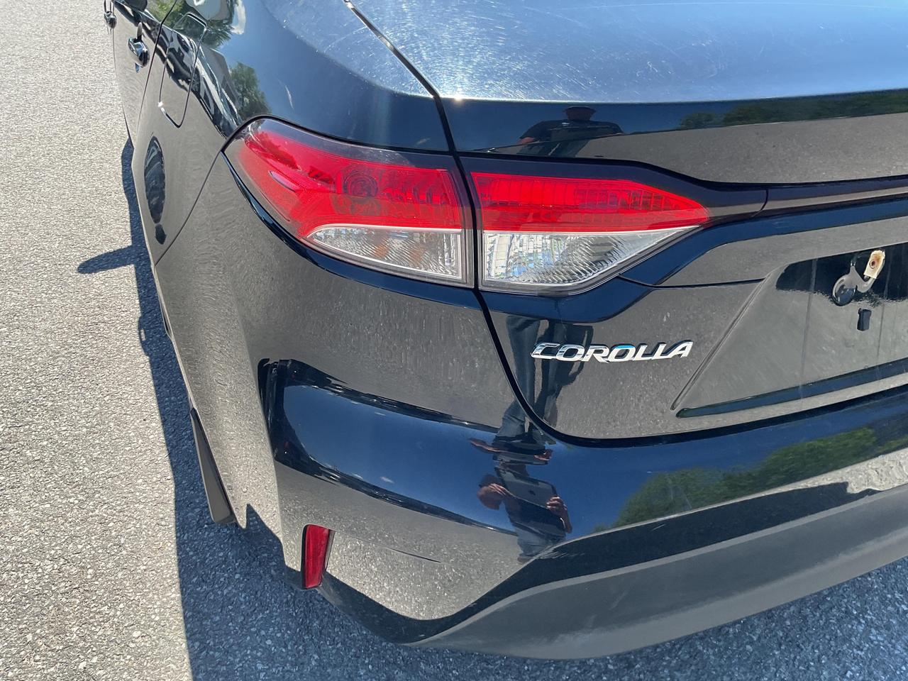 2023 Toyota Corolla Hybrid LE 4dr Front-Wheel Drive Sedan Photo
