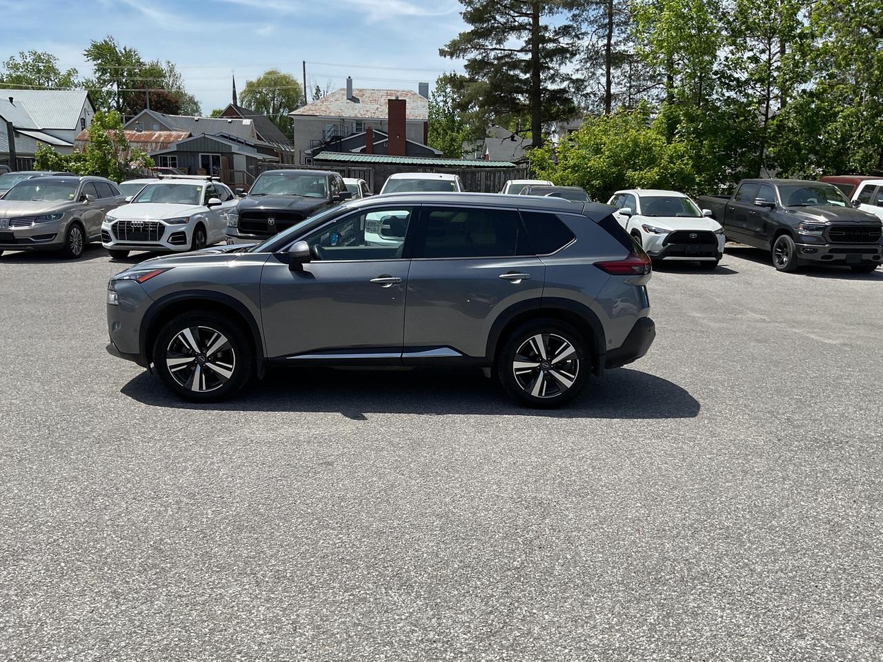 2023 Nissan Rogue SL 4dr All-Wheel Drive Sport Utility Photo2