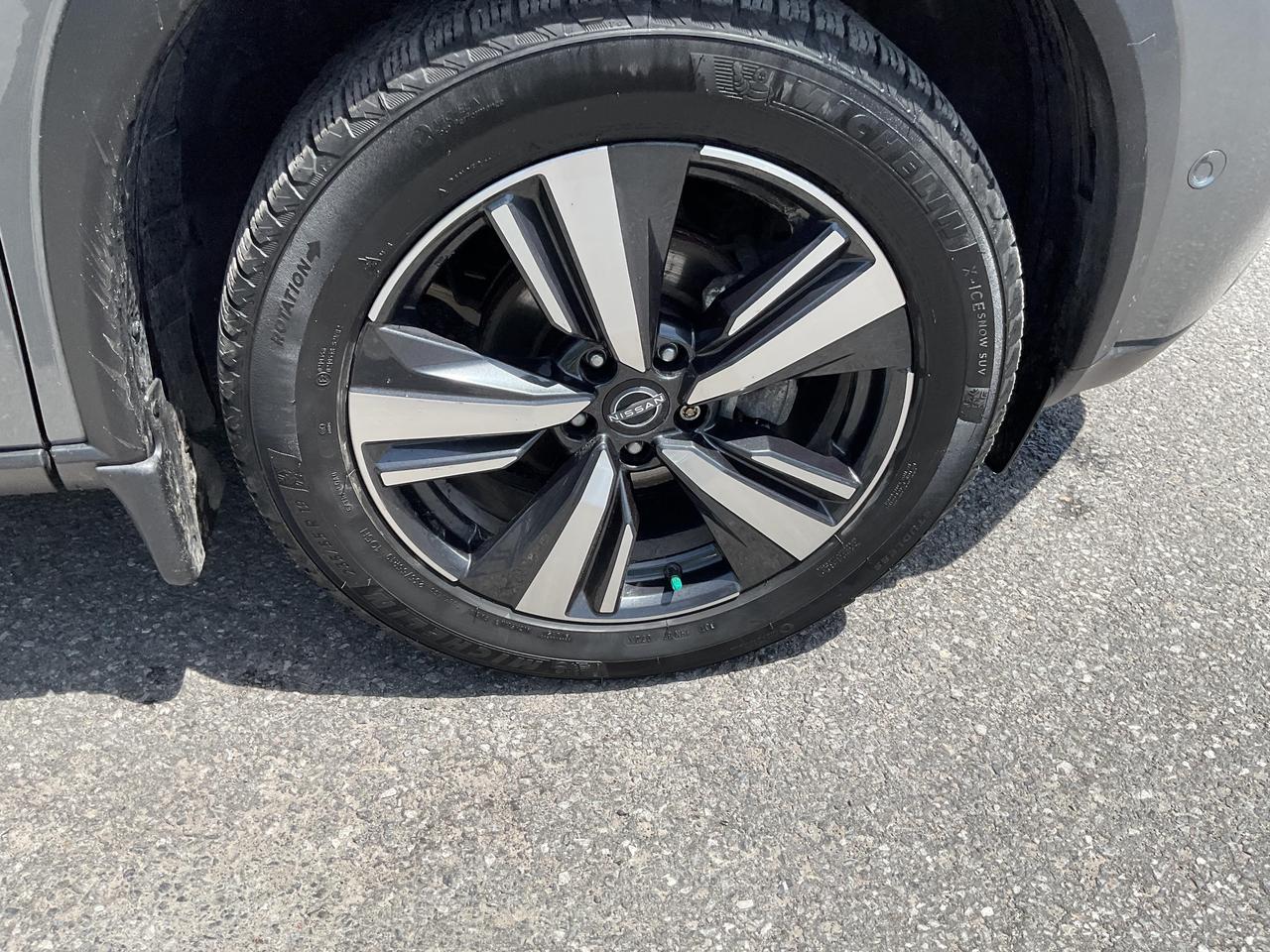 2023 Nissan Rogue SL 4dr All-Wheel Drive Sport Utility Photo