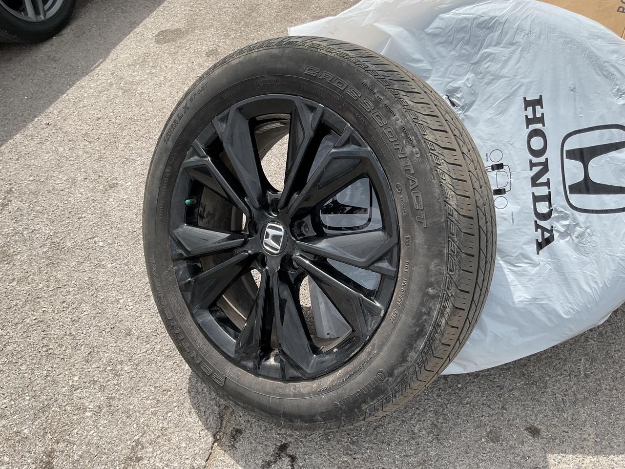 2023 Honda CR-V Hybrid Touring 4dr All-Wheel Drive Photo