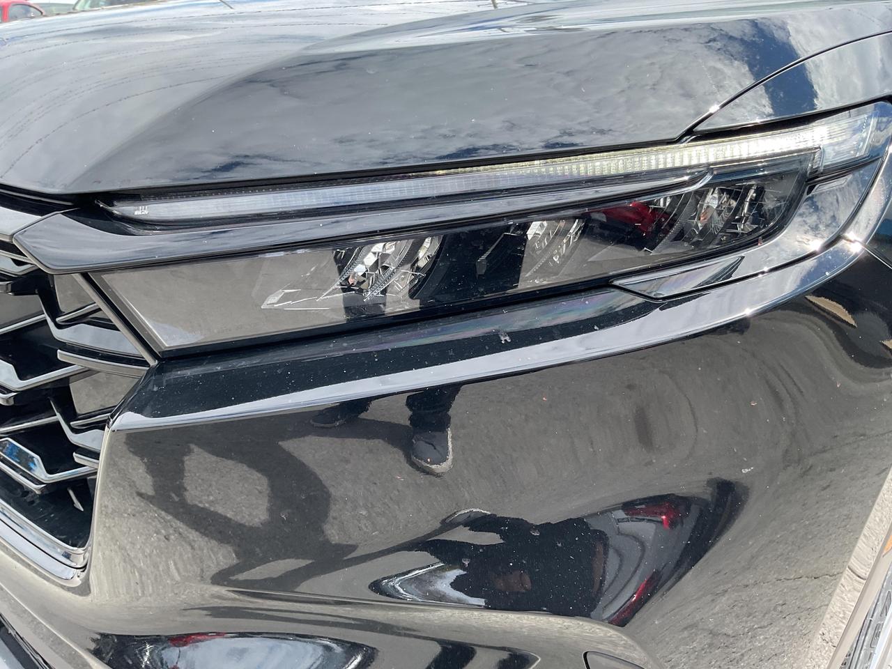 2023 Honda CR-V Hybrid Touring 4dr All-Wheel Drive Photo