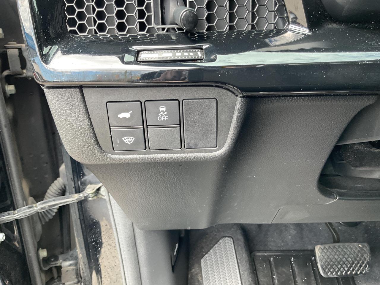2023 Honda CR-V Hybrid Touring 4dr All-Wheel Drive Photo