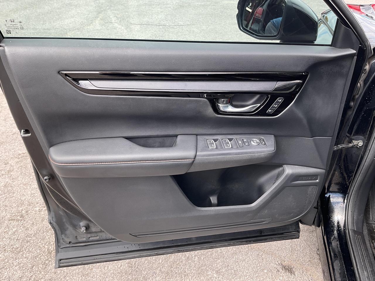 2023 Honda CR-V Hybrid Touring 4dr All-Wheel Drive Photo