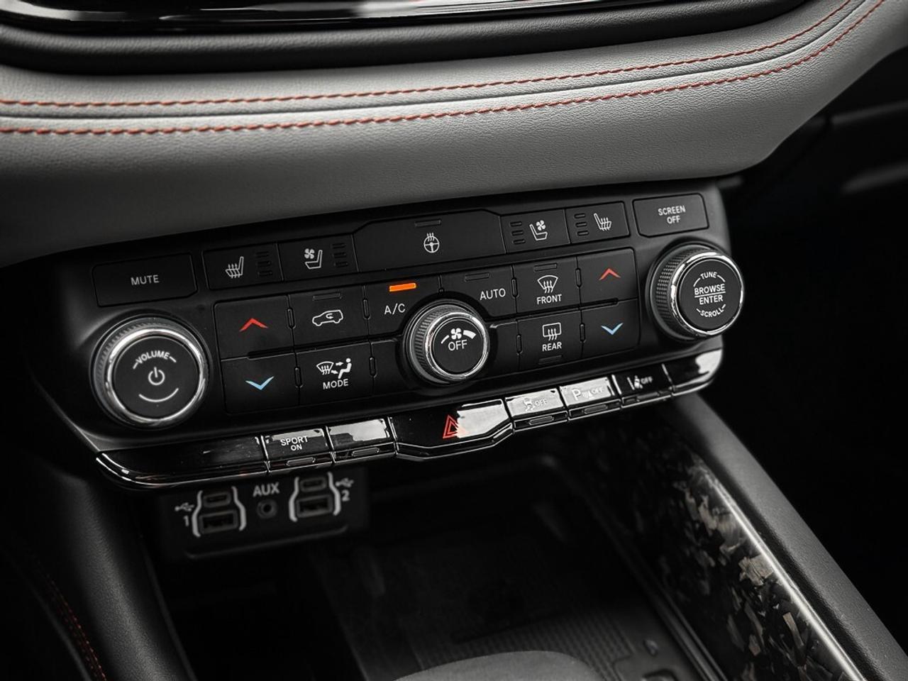 2024 Dodge Durango R/T   HEMI   PLUS   HEATED/VENTED LEATHER   ADAPTI Photo