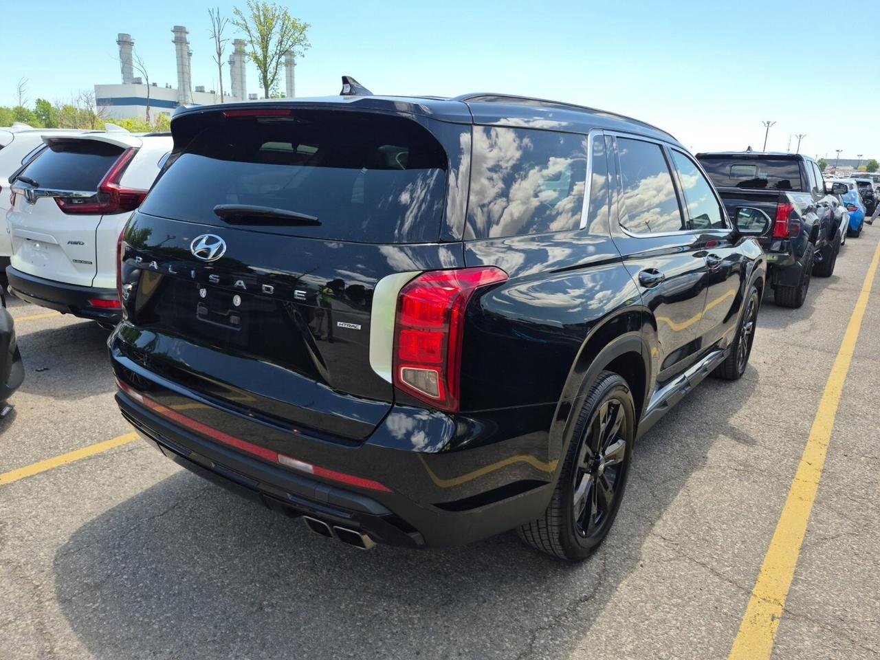 2025 Hyundai PALISADE Urban 7 Passenger   HEATED/VENTED SEATING   PANO R Photo