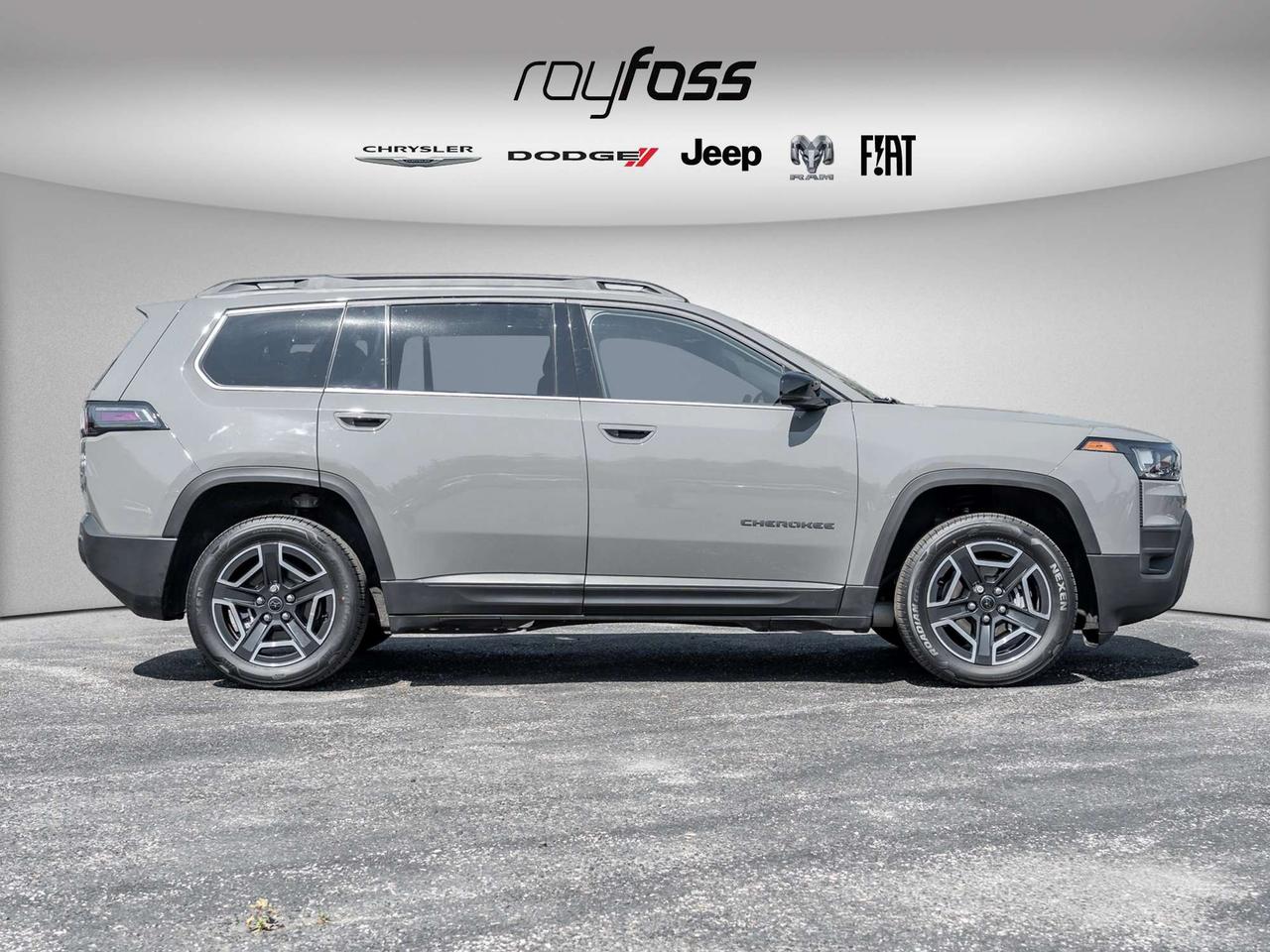 2026 Jeep Cherokee Limited   Clean Carfax   Demo   Adaptive Cruise Photo