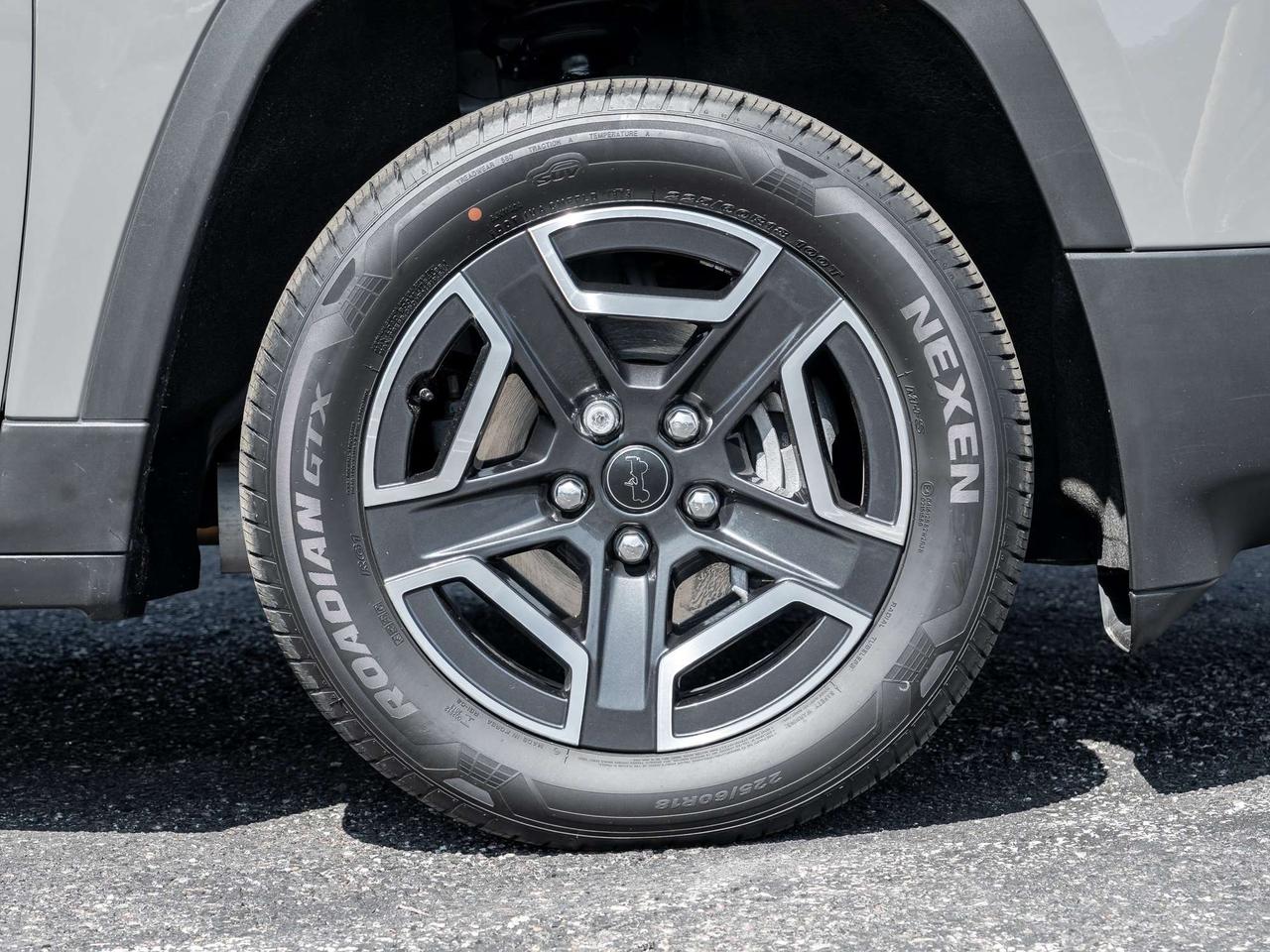 2026 Jeep Cherokee Limited   Clean Carfax   Demo   Adaptive Cruise Photo