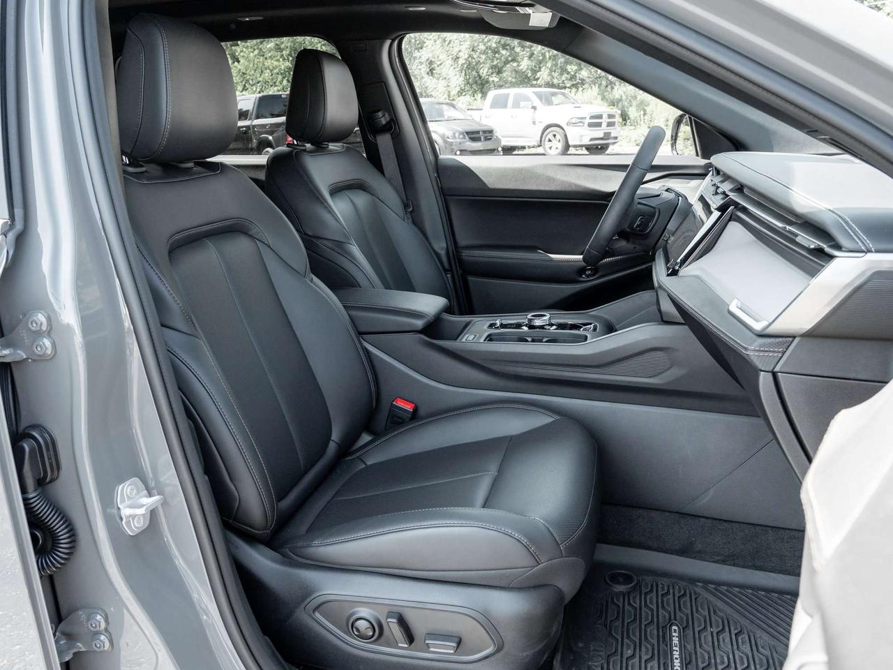 2026 Jeep Cherokee Limited   Clean Carfax   Demo   Adaptive Cruise Photo