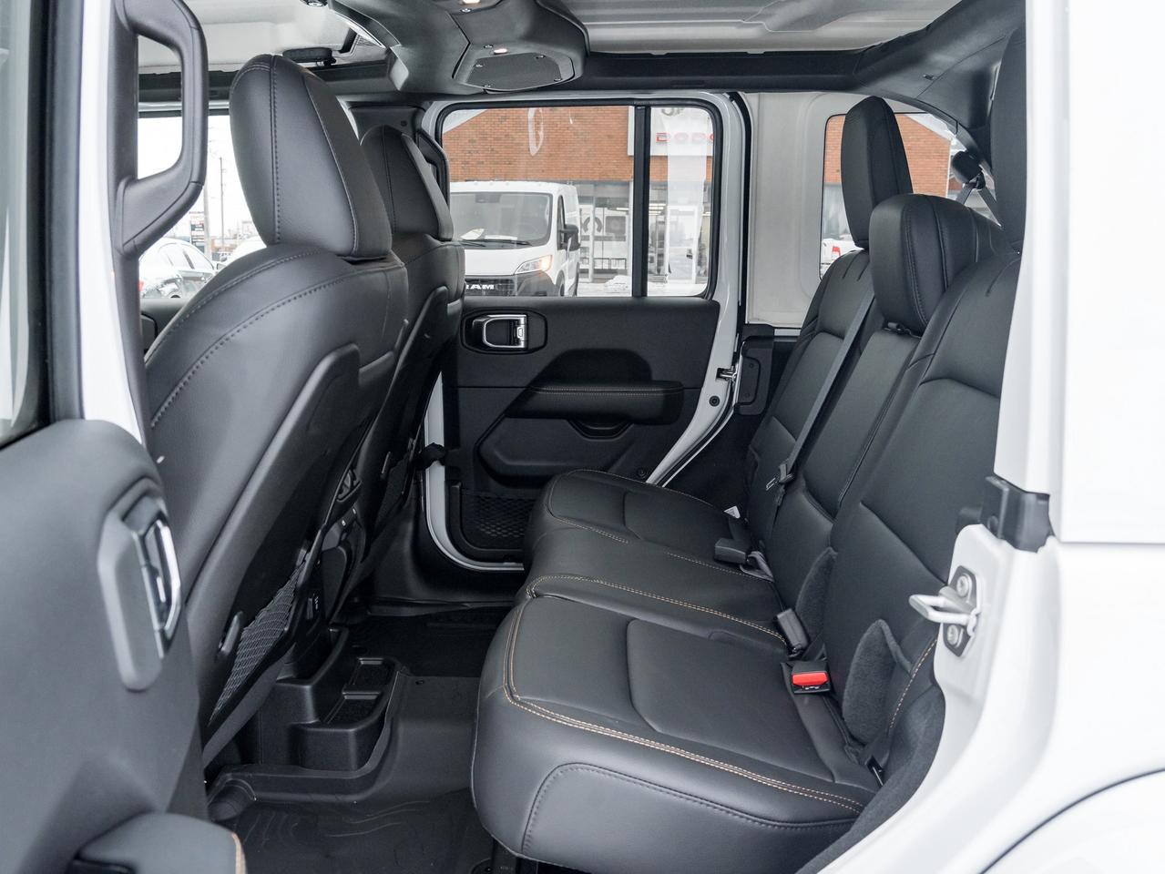 2025 Jeep Wrangler  Photo