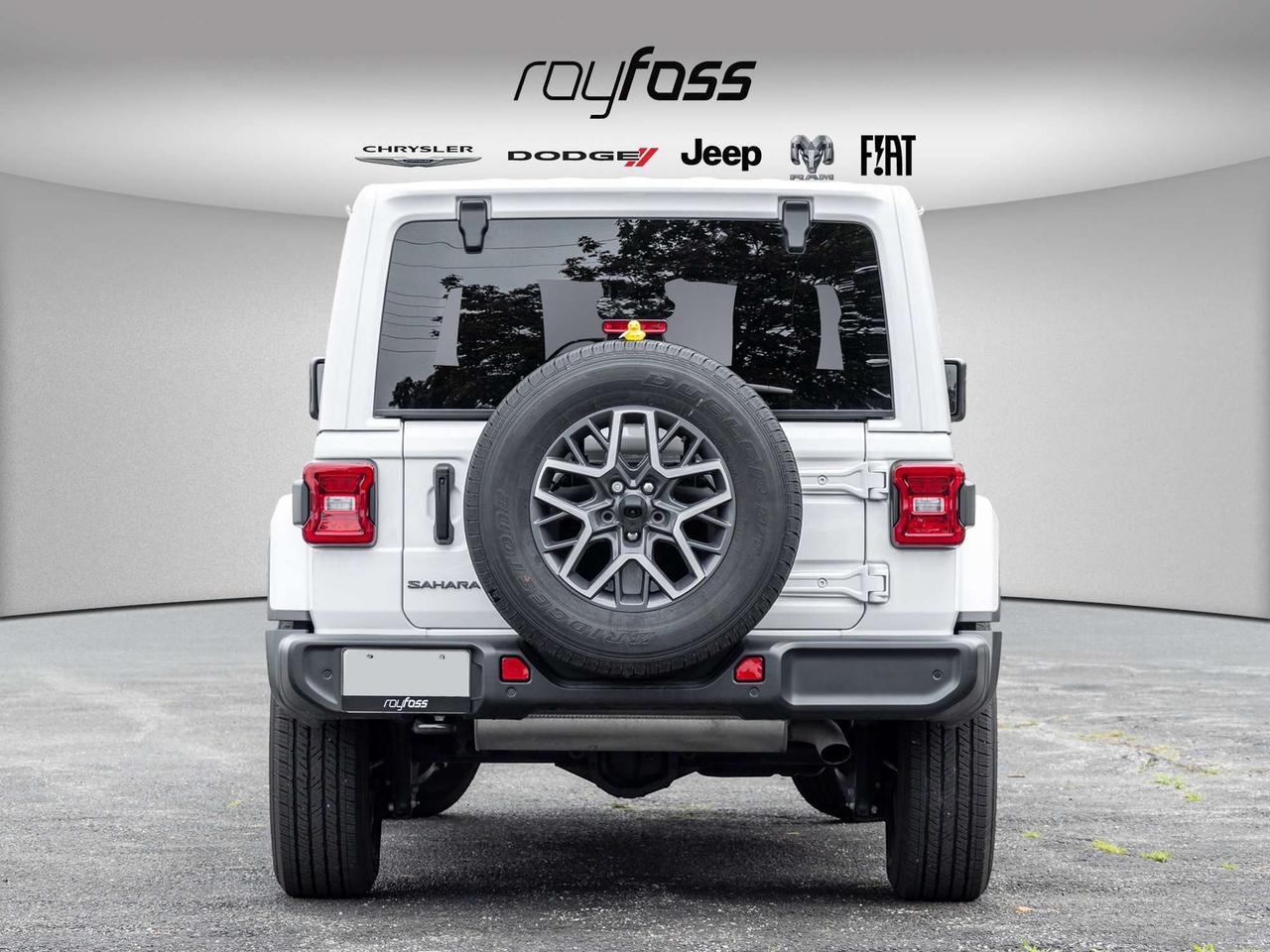 2025 Jeep Wrangler Sahara   Demo   Clean Carfax   Keyless   Cruise Photo