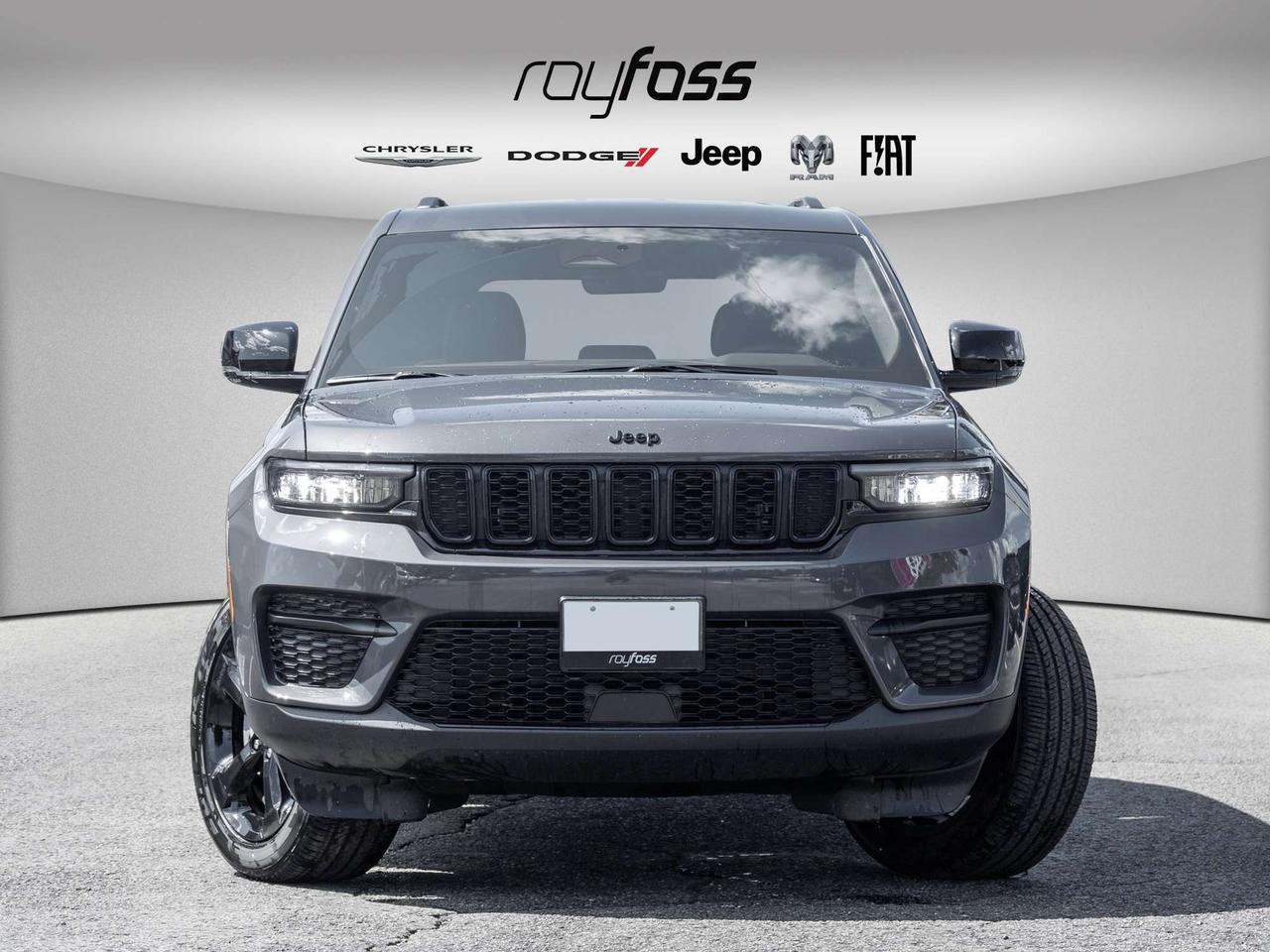 2025 Jeep Grand Cherokee Altitude   Demo   Clean Carfax   20" Gloss Photo5