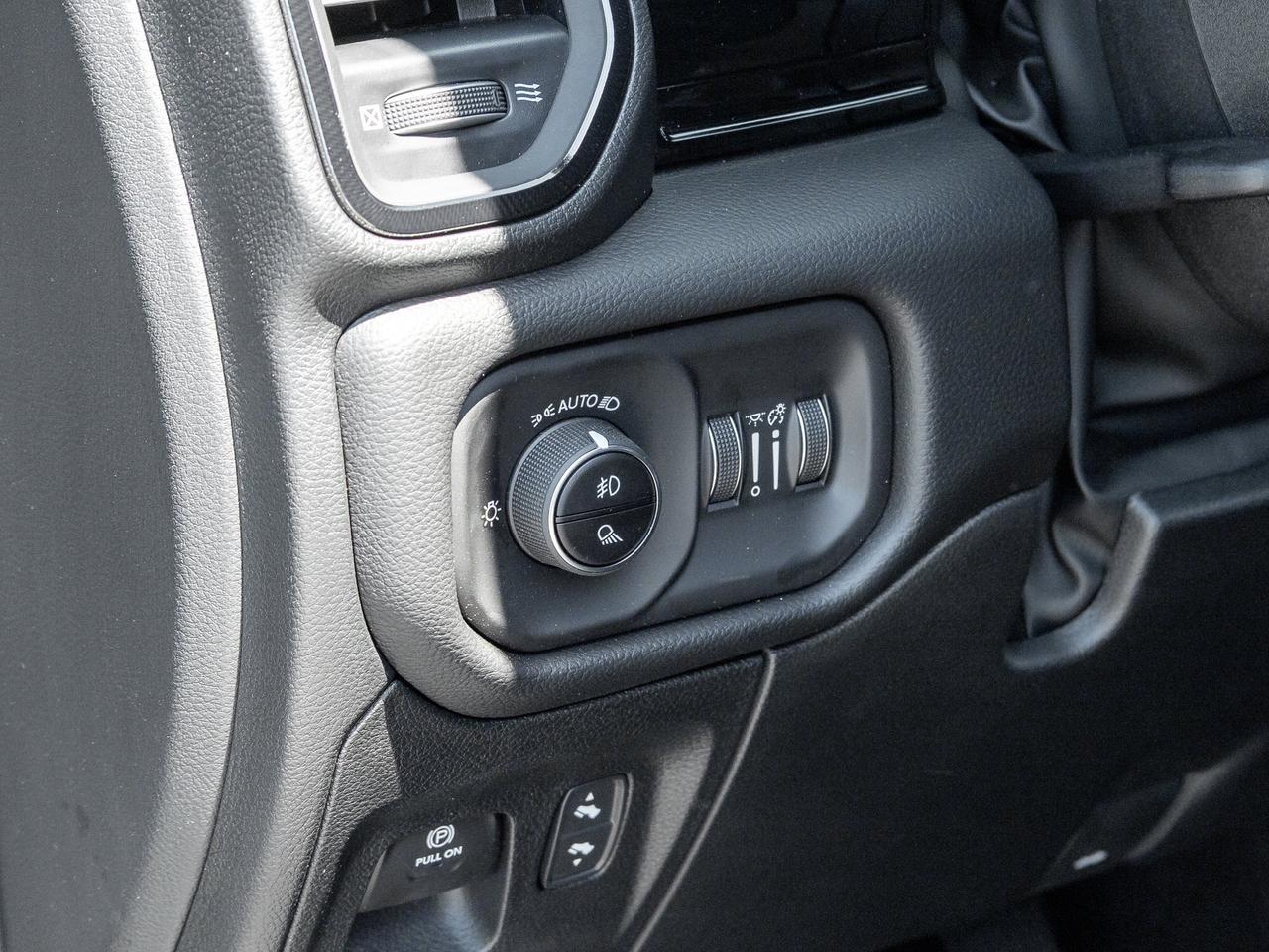 2026 RAM 1500  Photo