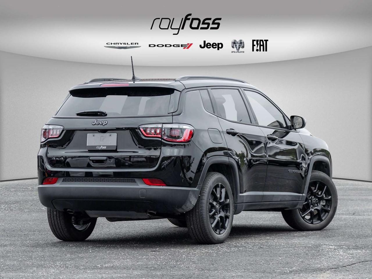 2026 Jeep Compass North   Demo   Clean Carfax   Pano Roof Photo