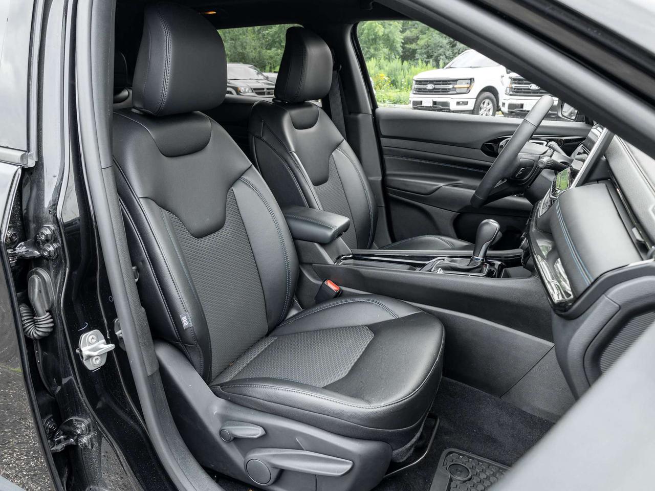 2026 Jeep Compass North   Demo   Clean Carfax   Pano Roof Photo