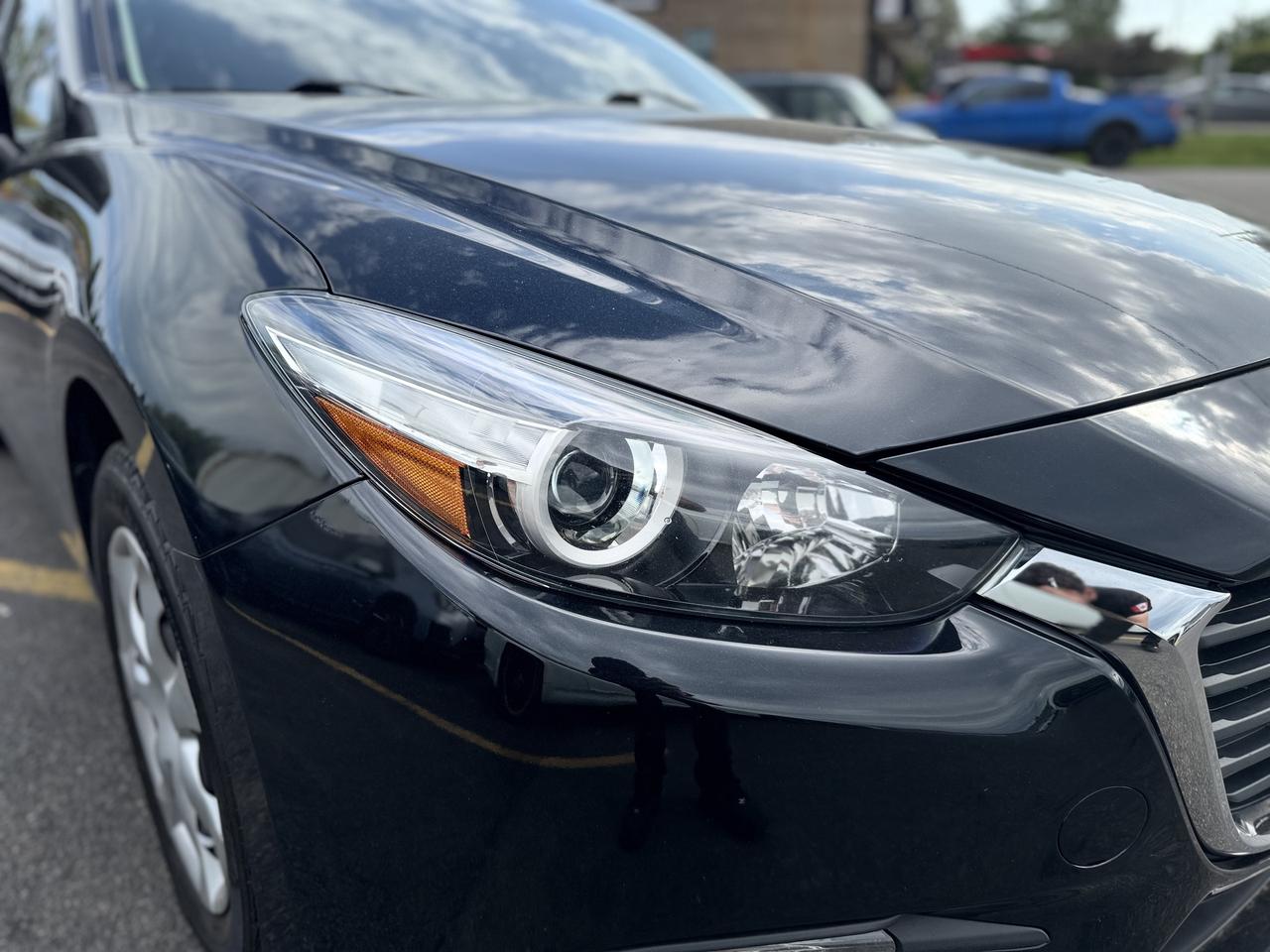 2018 Mazda MAZDA3 6 Speed Manual   Black ON BLACK Photo