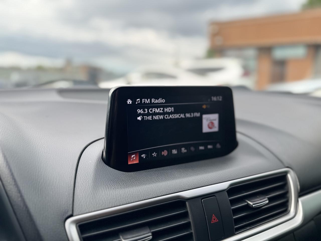 2018 Mazda MAZDA3 6 Speed Manual   Black ON BLACK Photo