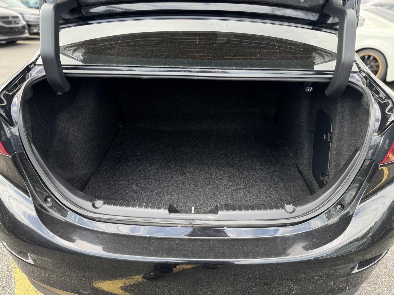 2018 Mazda MAZDA3 6 Speed Manual   Black ON BLACK Photo