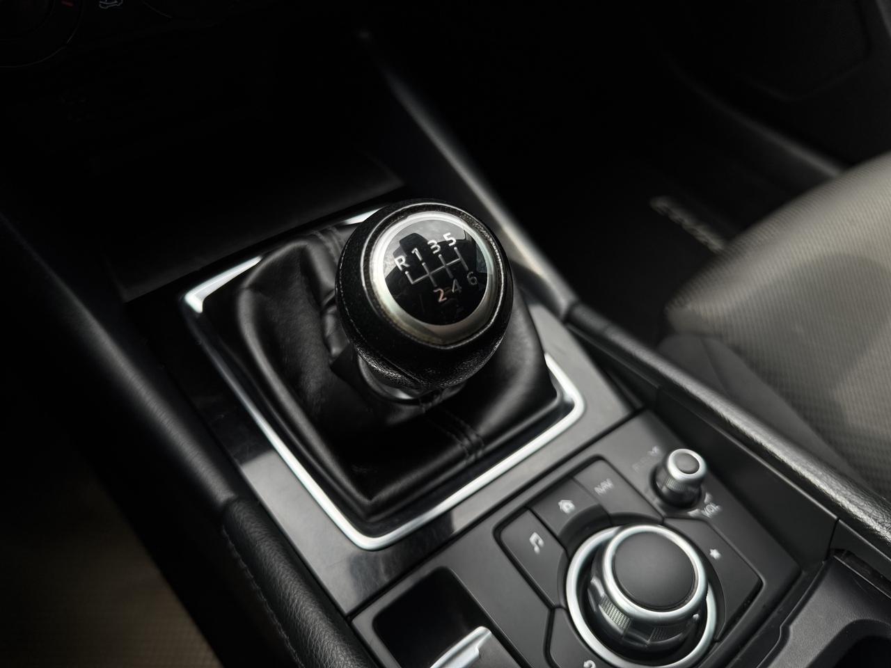 2018 Mazda MAZDA3 6 Speed Manual   Black ON BLACK Photo