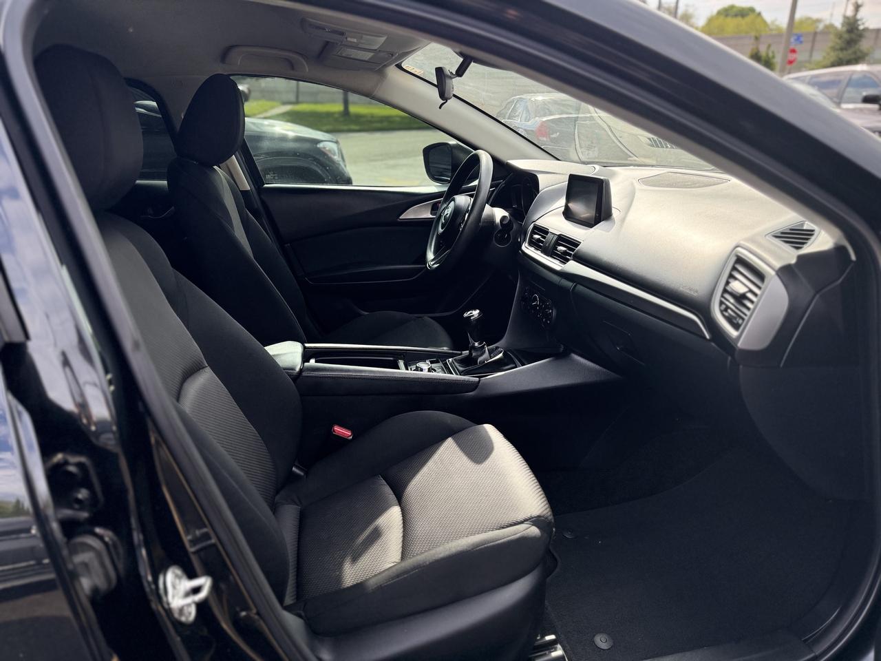 2018 Mazda MAZDA3 6 Speed Manual   Black ON BLACK Photo