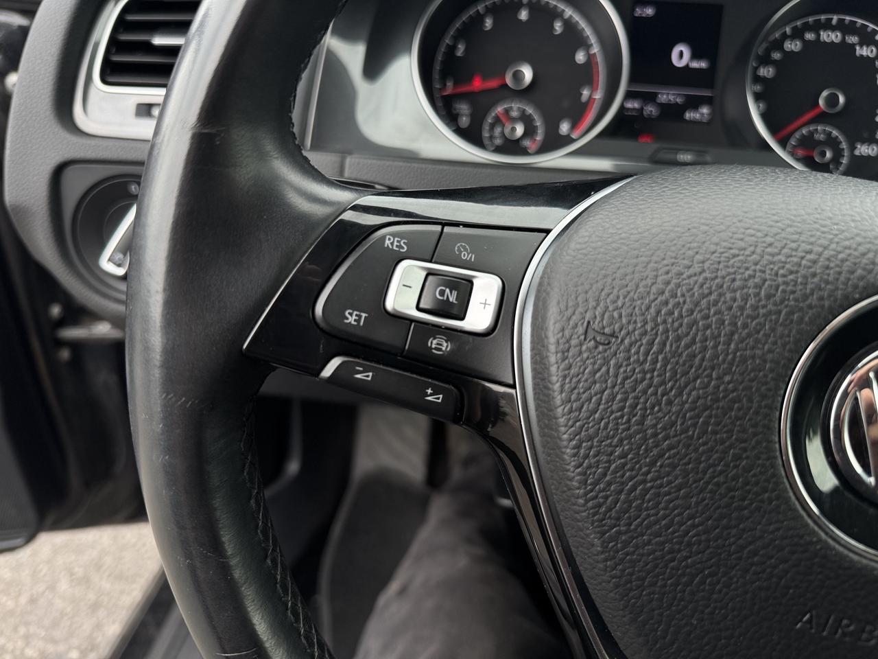 2019 Volkswagen Golf SportWagen Comfortline Manual 4MOTION Photo