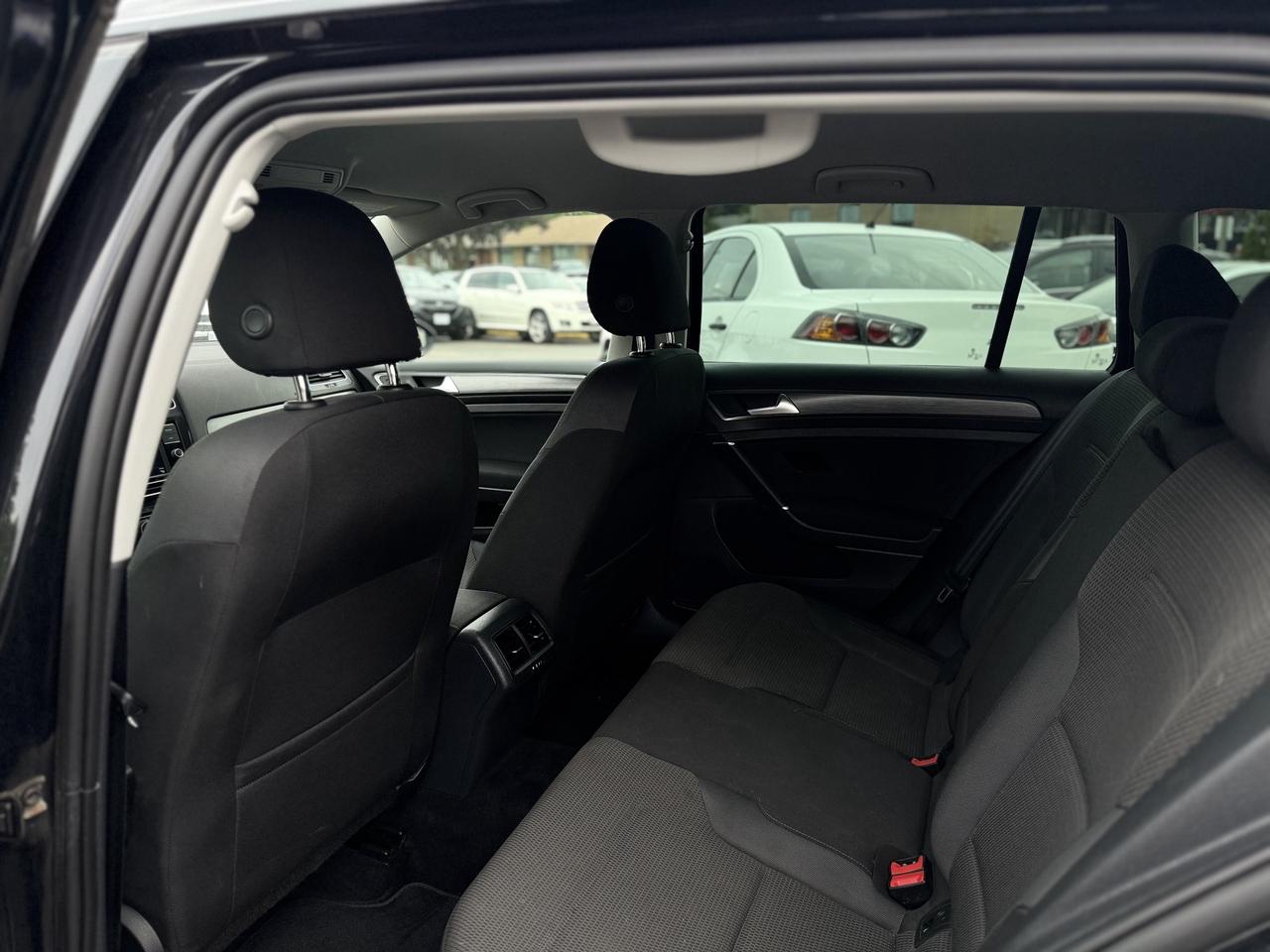 2019 Volkswagen Golf SportWagen Comfortline Manual 4MOTION Photo