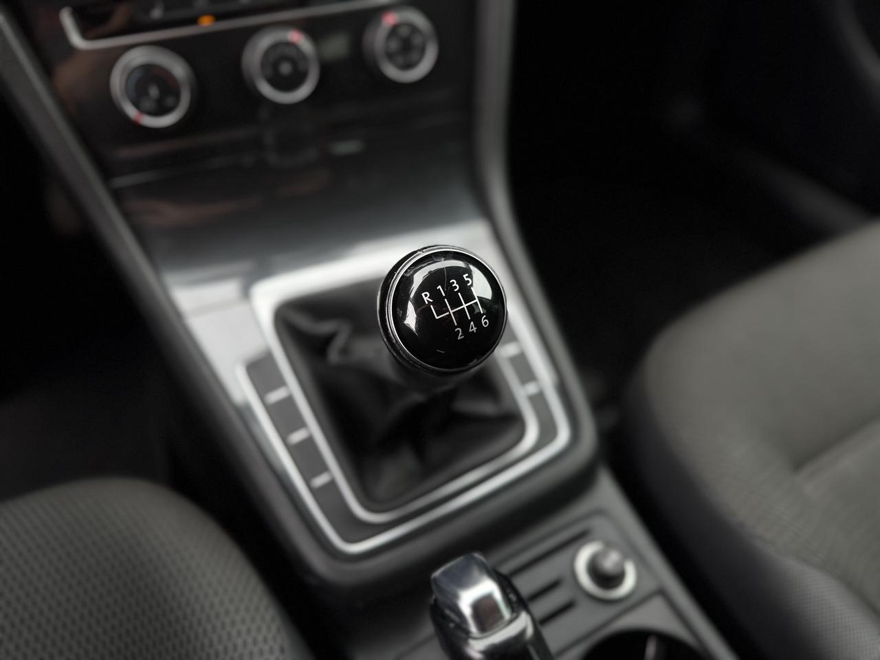 2019 Volkswagen Golf SportWagen Comfortline Manual 4MOTION Photo