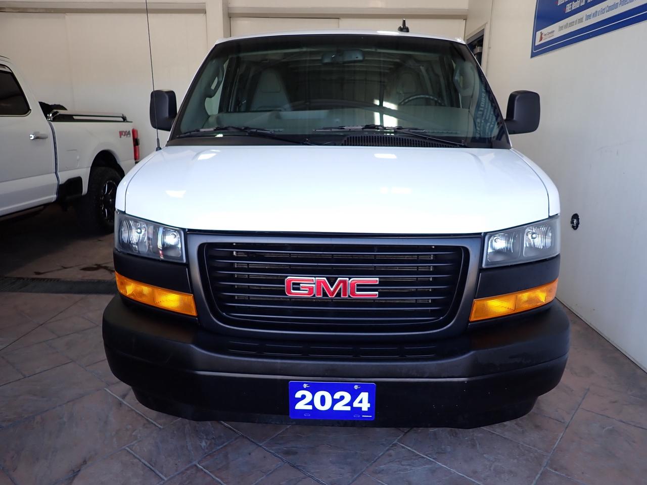 2024 GMC Savana Cargo Van G2500 EXTENDED CARGO LEATHER Photo