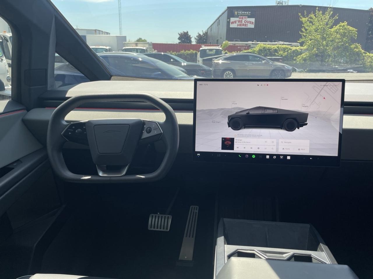 2025 Tesla Cybertruck PREMIUM DUAL MOTOR AWD   *DEAL PENDING* Photo