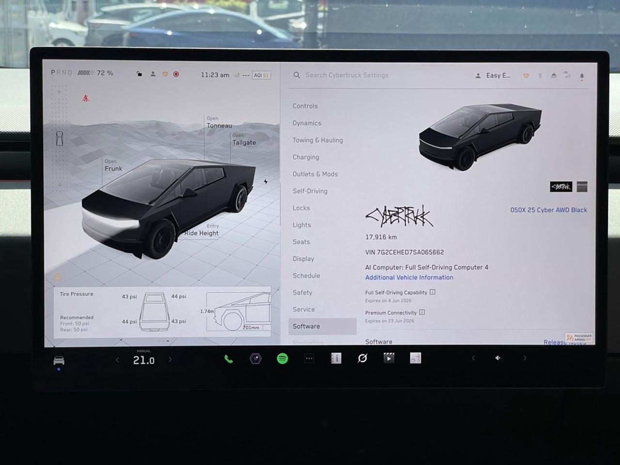2025 Tesla Cybertruck PREMIUM DUAL MOTOR AWD   *DEAL PENDING* Photo