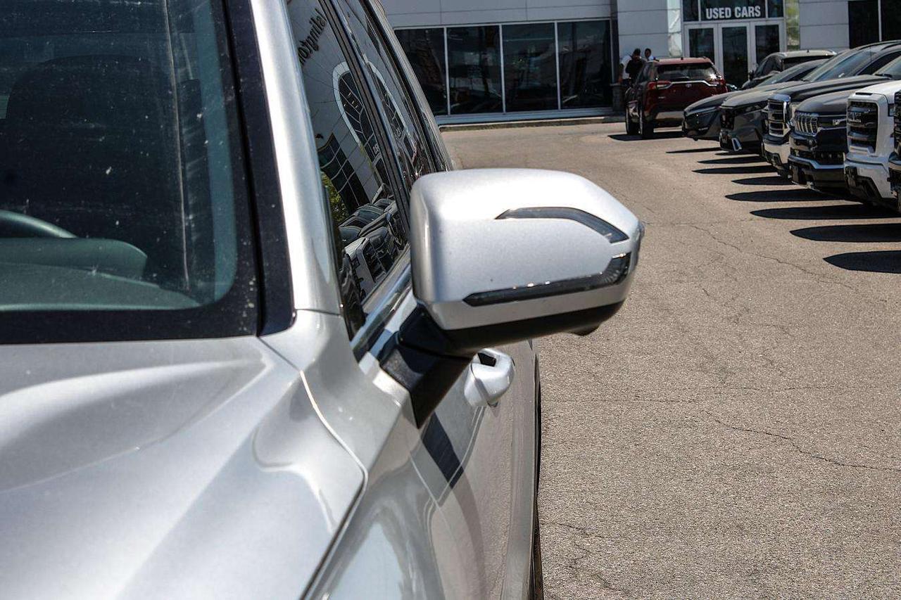 2024 Hyundai PALISADE XRT  Gps SiriusXM Sunroof BkpCam HtdSeats Photo