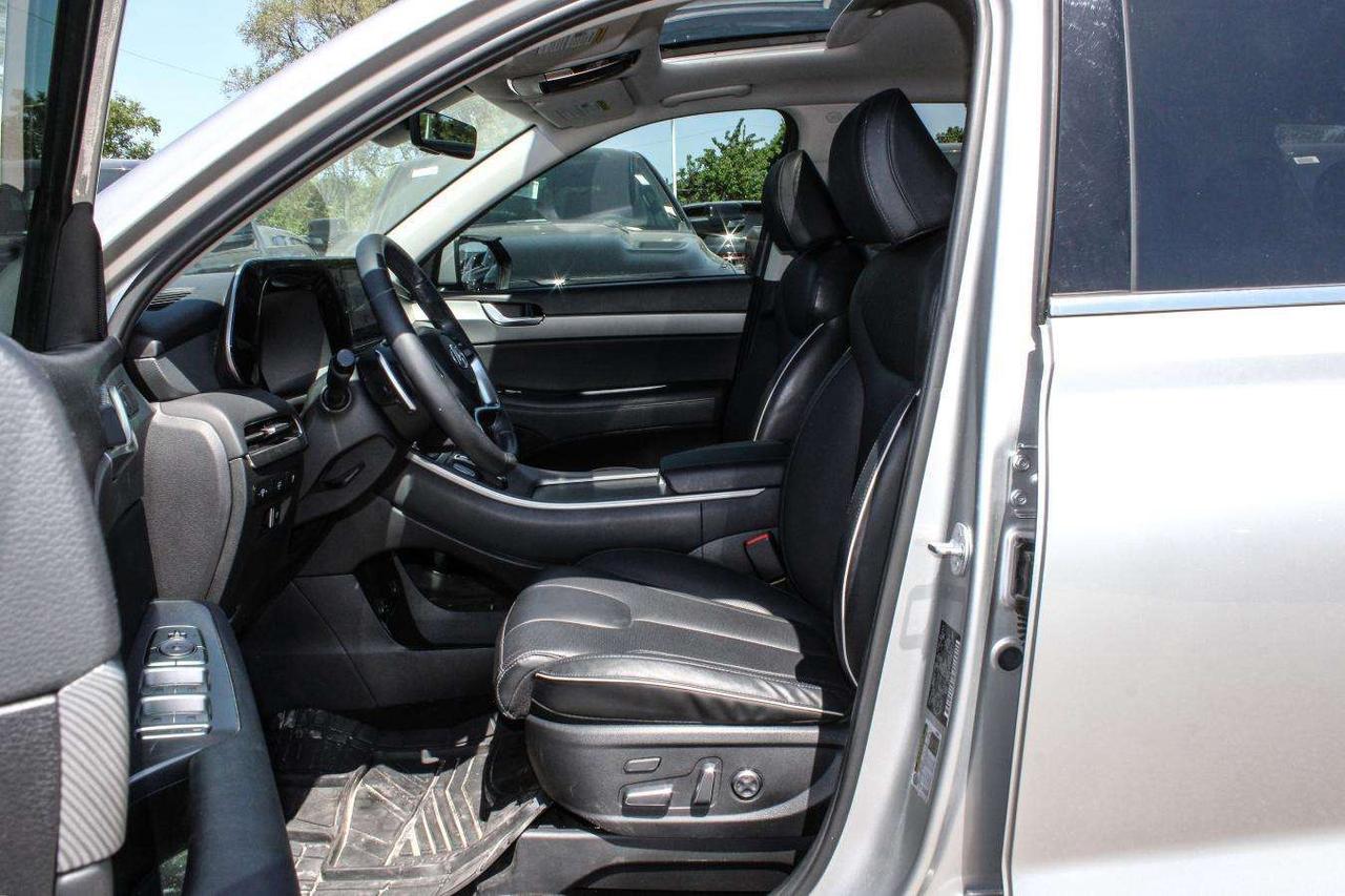 2024 Hyundai PALISADE XRT  Gps SiriusXM Sunroof BkpCam HtdSeats Photo