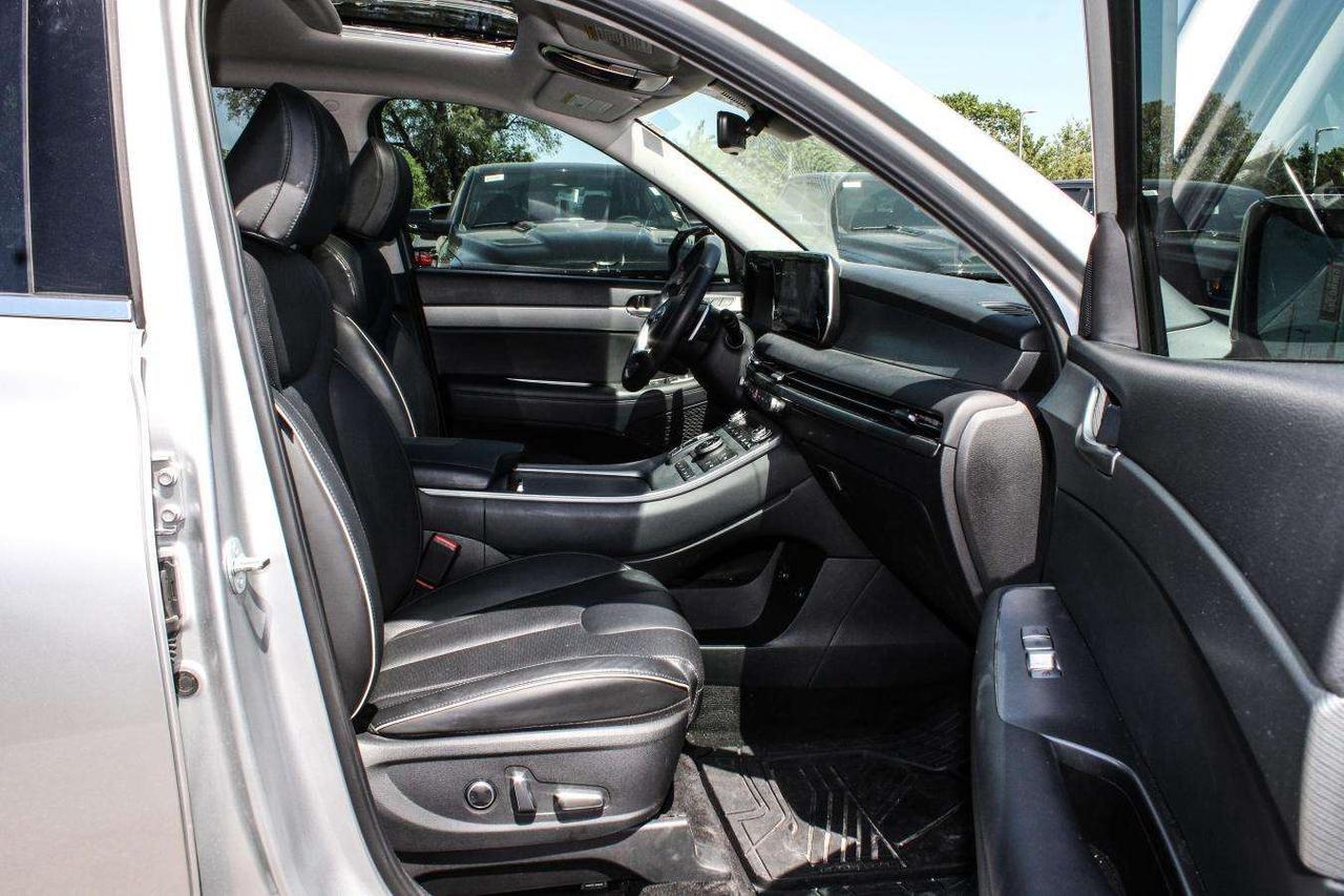 2024 Hyundai PALISADE XRT  Gps SiriusXM Sunroof BkpCam HtdSeats Photo